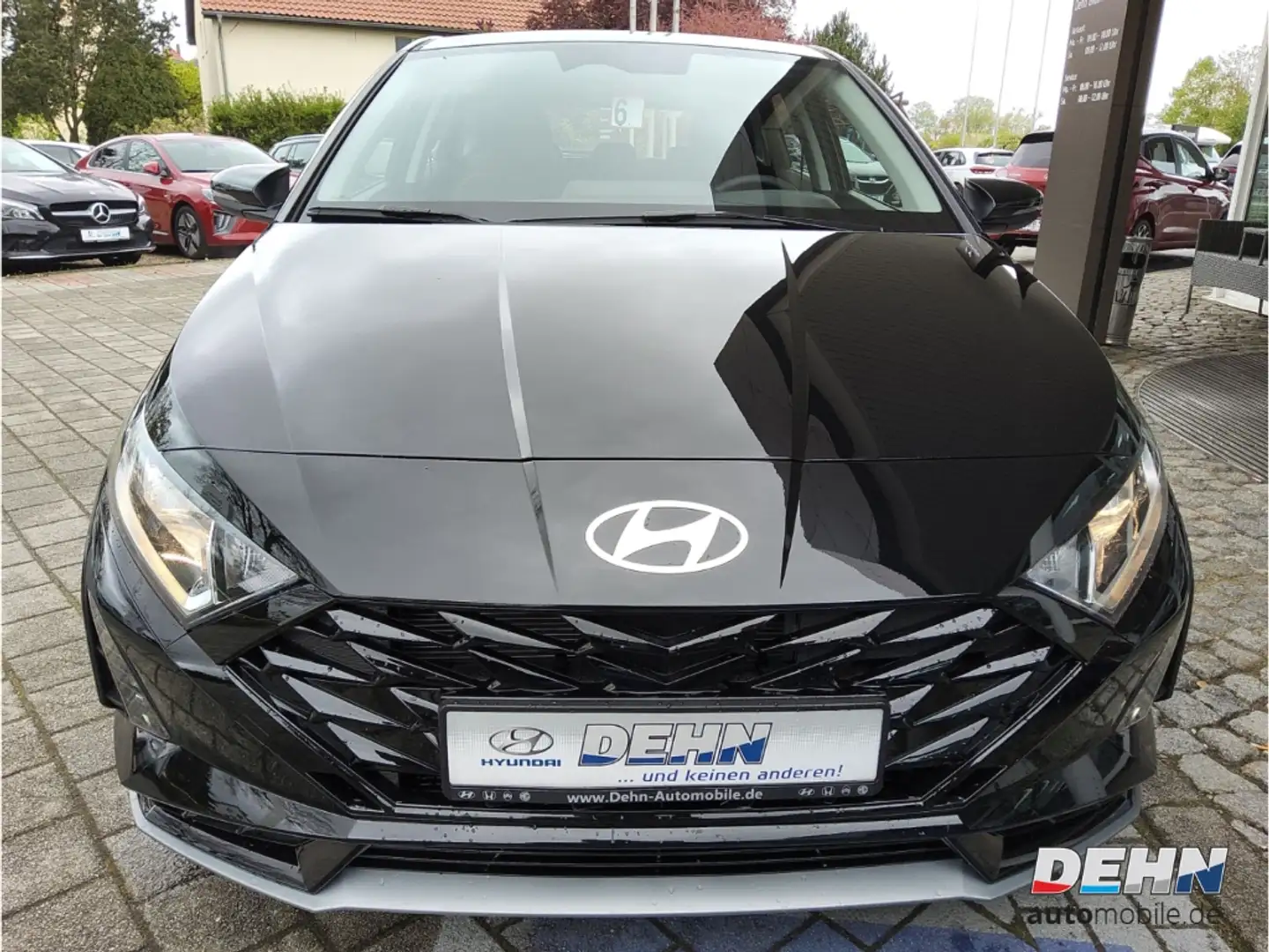 Hyundai i20 FL Trend 1.0 T-GDi iMT/Navi digitales Cockpit Appl Zwart - 2