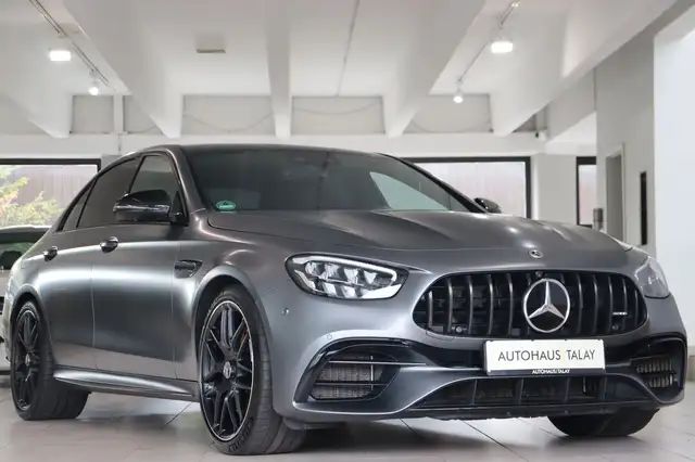 Mercedes-Benz E 63 AMG E 63 S AMG Lim. *Pano*HUD*Carbn1+2*Night*BURM*