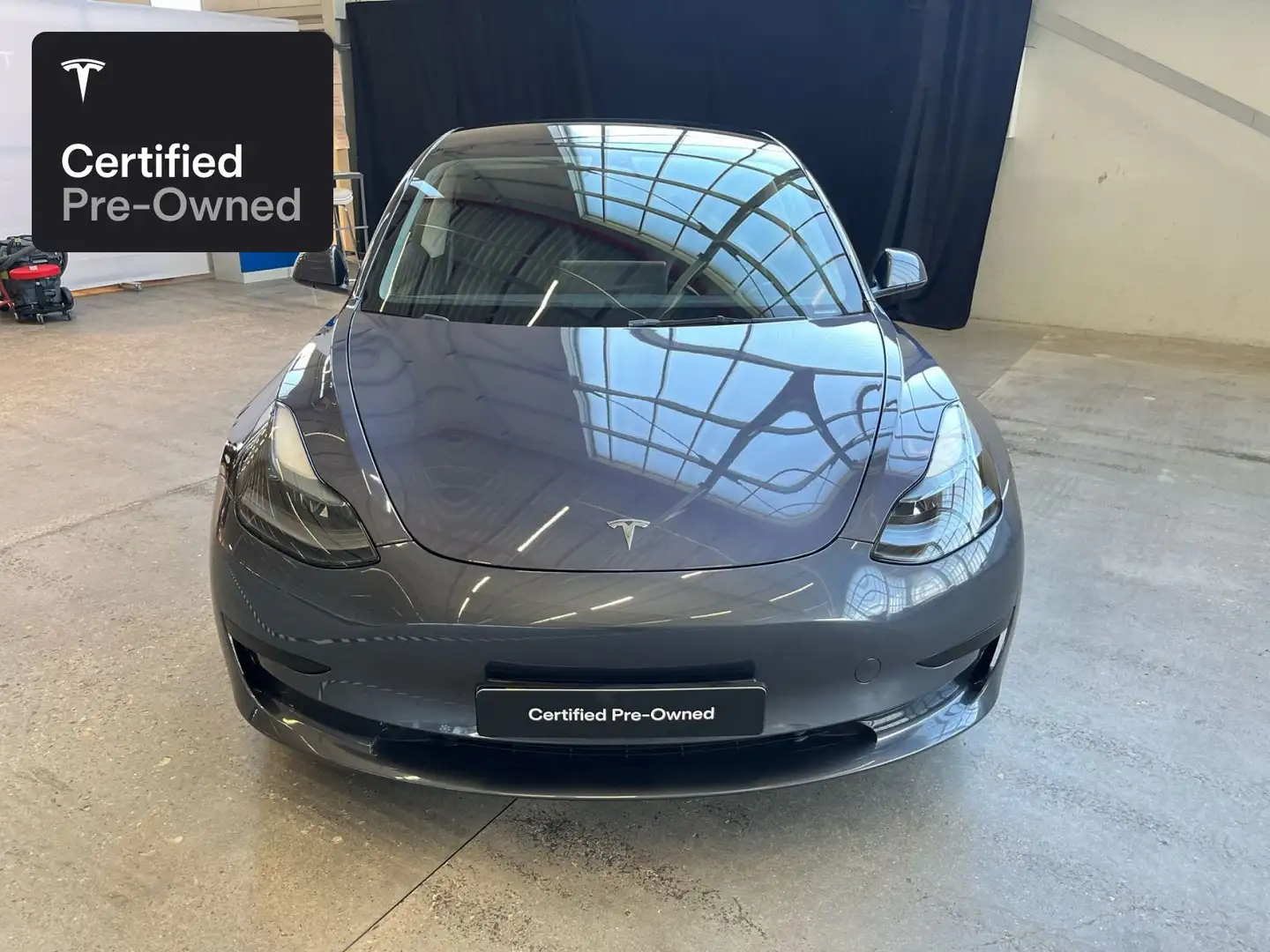 Tesla Model 3 Rear-Wheel Drive “Certified Pre-Owned” Plateado - 2