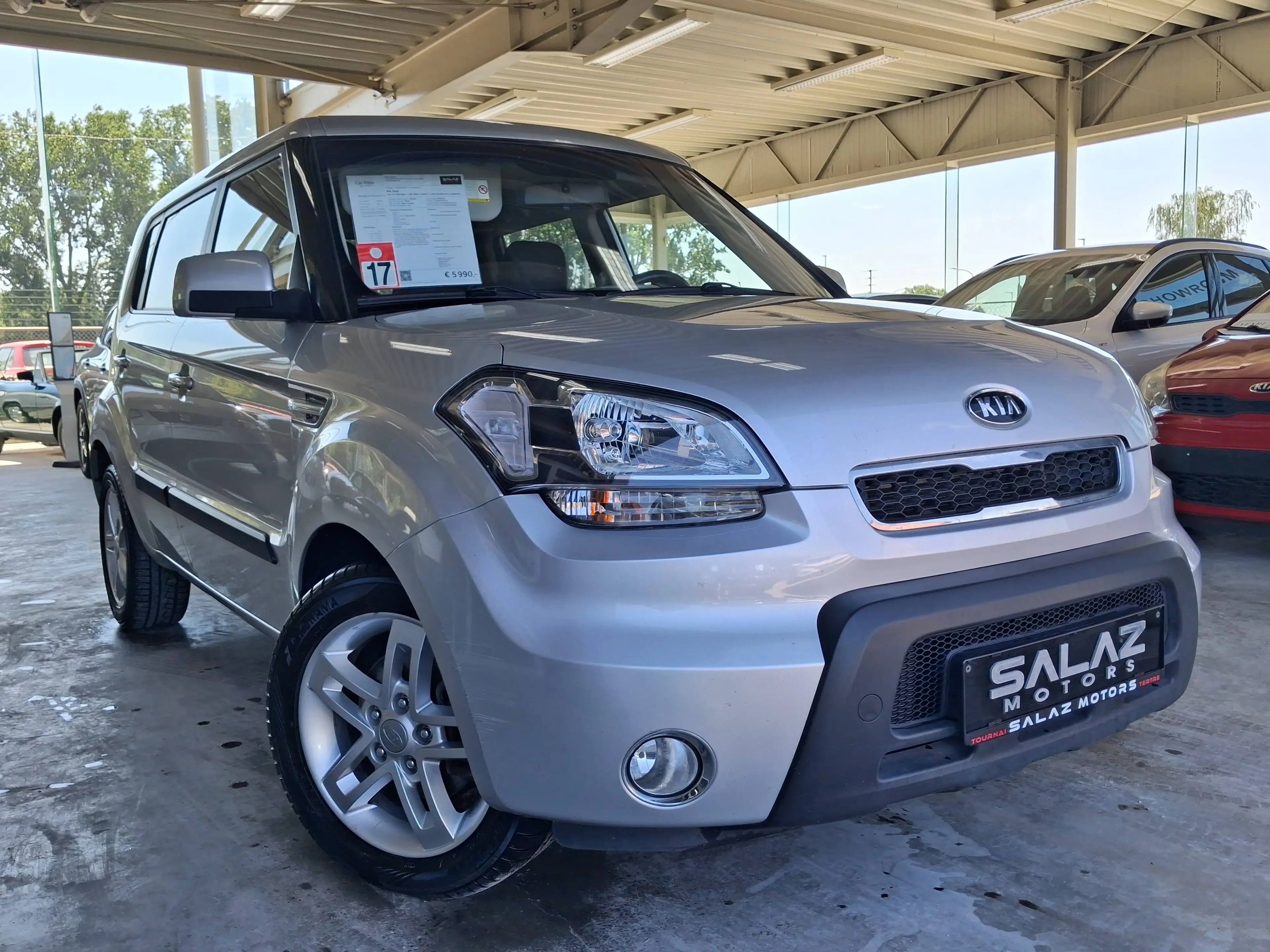 Kia Soul Soul 1.6 CRDi Mate / 1 ERE MAIN / CARNET / CLIM / BLUETOOTH / GARANTIE — photo 4