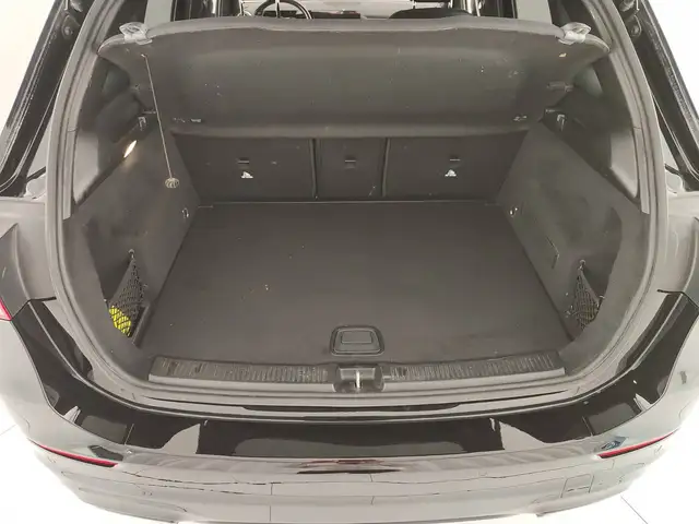 Mercedes-Benz B-Class view 10