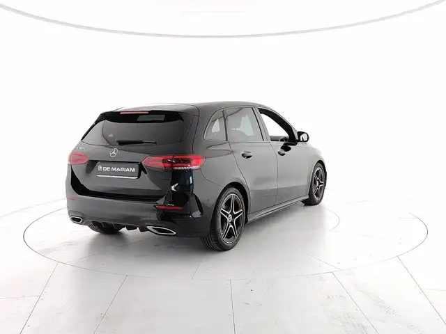 Mercedes-Benz B-Class view 5