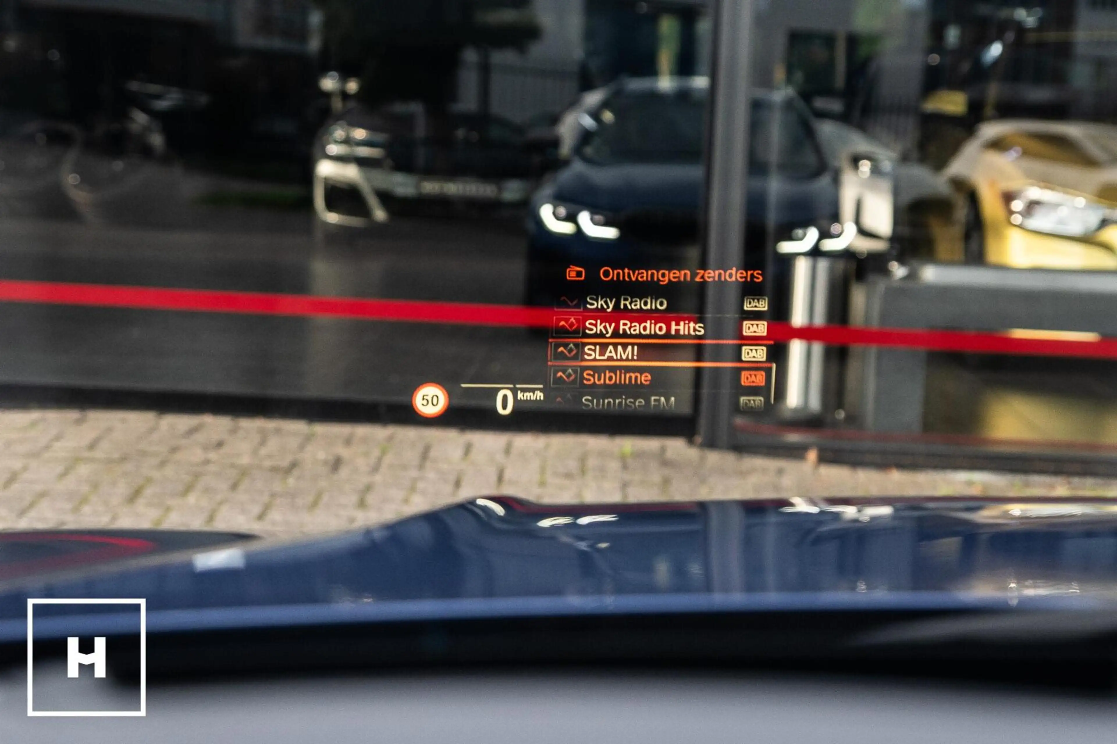 BMW 340 3-serie Touring M340i xDrive | Pano | Head-up | La — photo 11