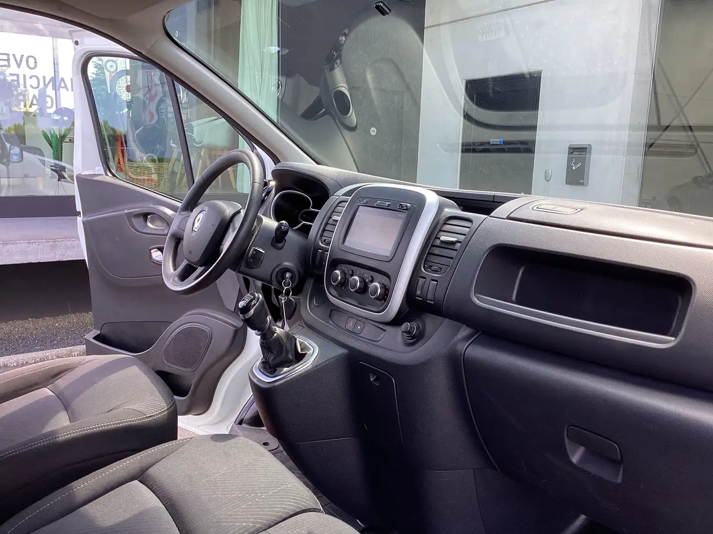 Renault Trafic 2.0DCi L2H1/1steEig/88000km/Trekhaak/Airco/Pdc/LED Alb - 2