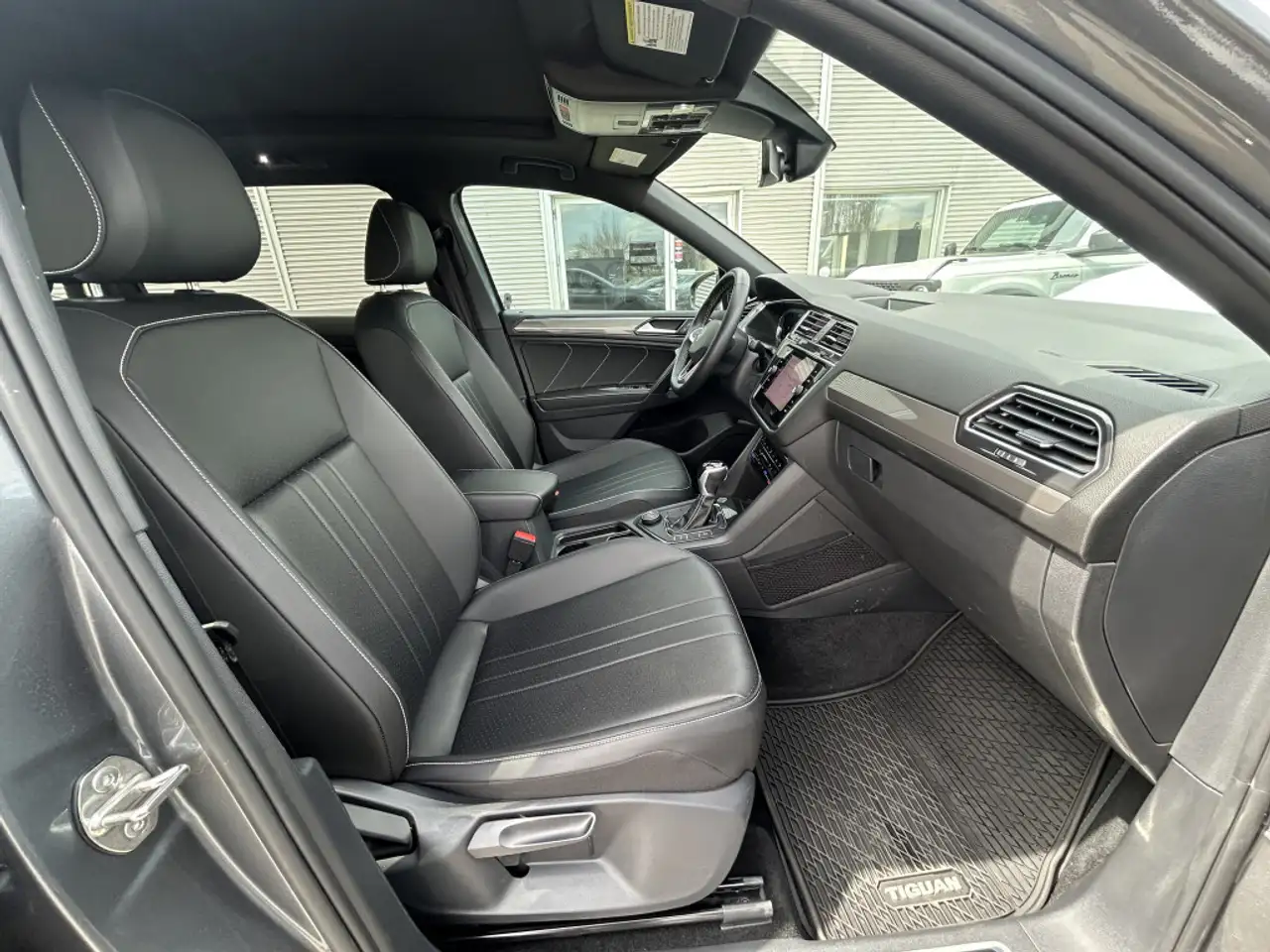 Volkswagen Tiguan снимка Volkswagen Tiguan