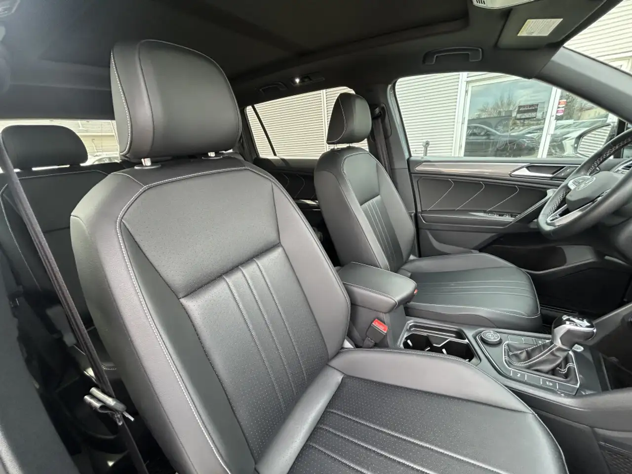 Volkswagen Tiguan снимка Volkswagen Tiguan
