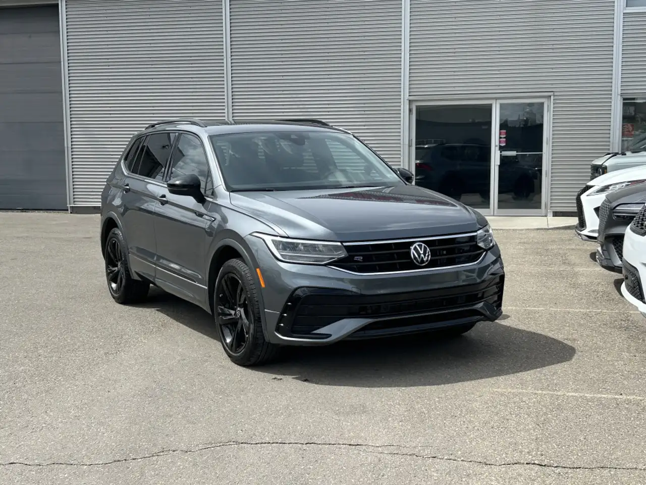 Volkswagen Tiguan снимка Volkswagen Tiguan