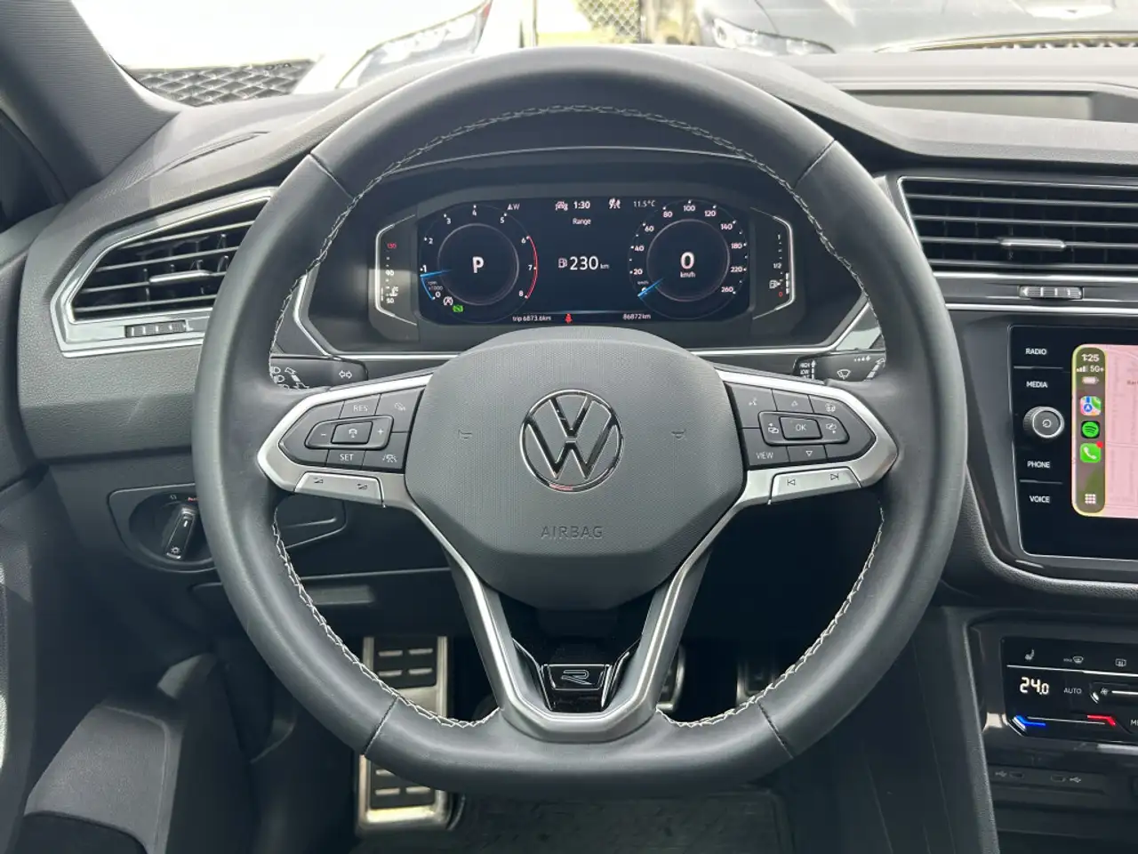 Volkswagen Tiguan снимка Volkswagen Tiguan