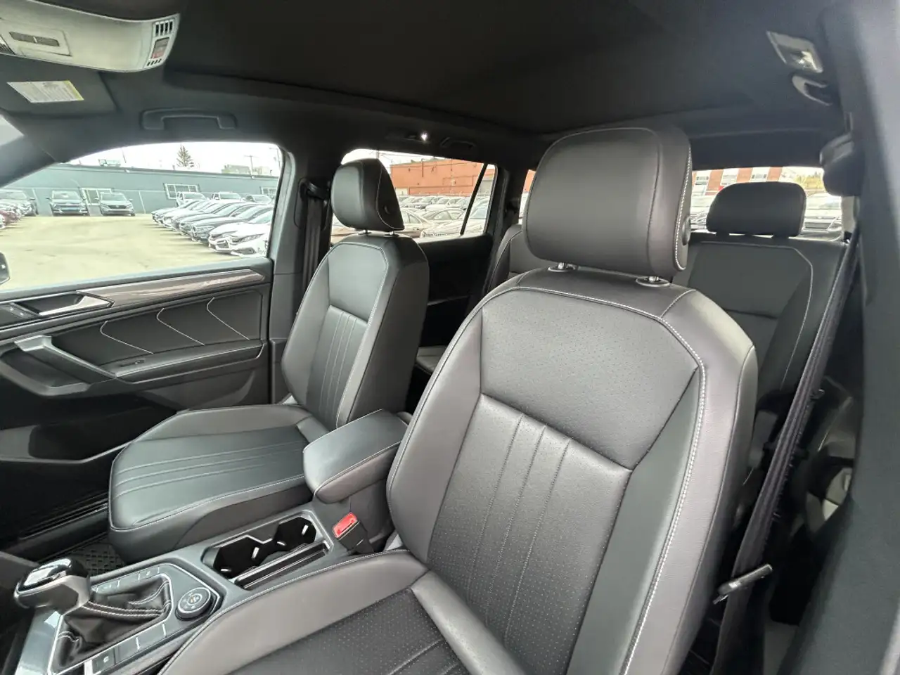 Volkswagen Tiguan снимка Volkswagen Tiguan