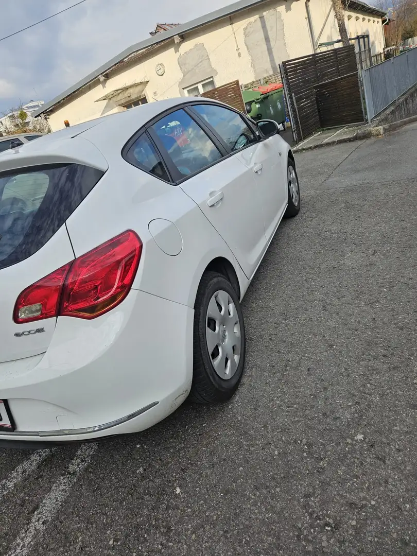 Opel Astra 1,3 CDTI ecoflex Active Start/Stop System - 2