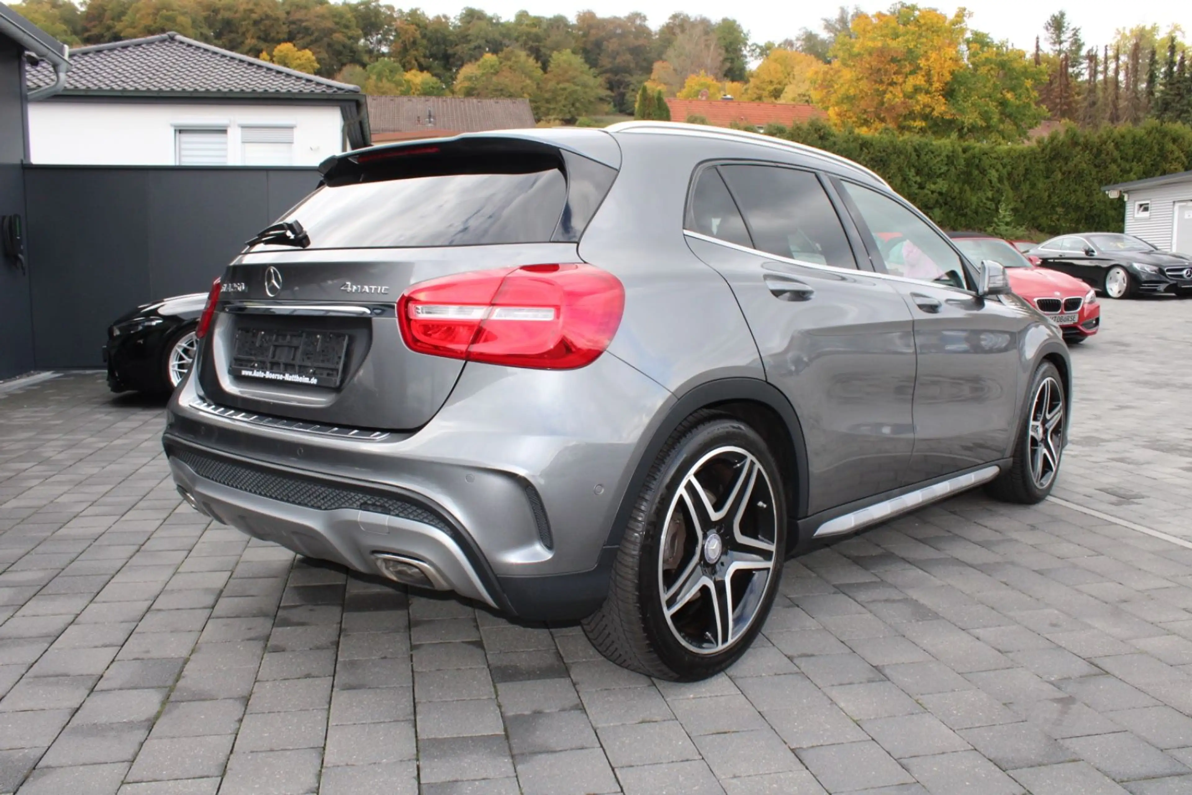Mercedes-Benz GLA 250 4Matic *AMG* — photo 10