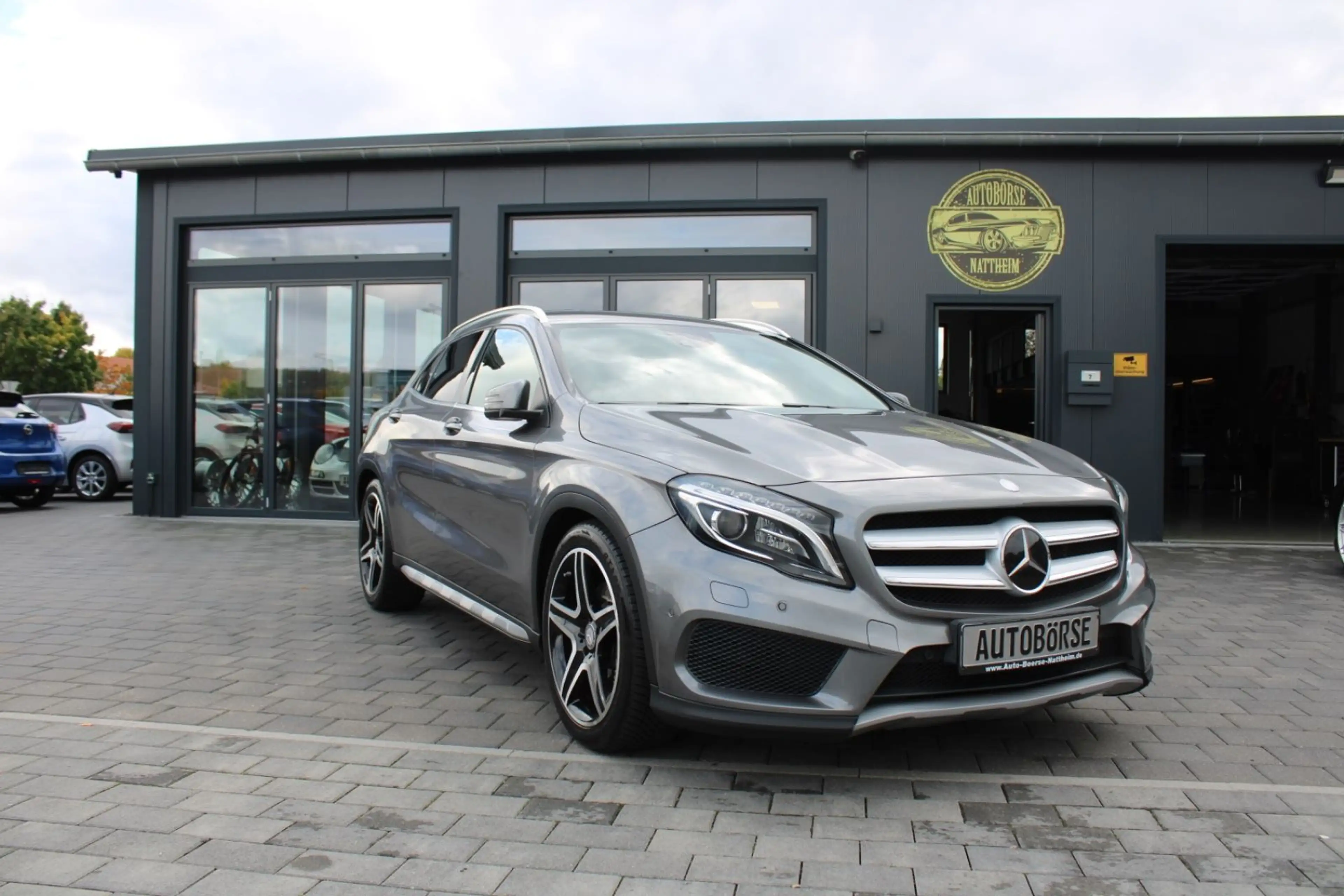 Mercedes-Benz GLA 250 4Matic *AMG* — photo 5