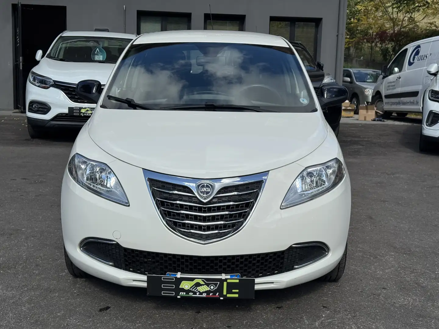 Lancia Ypsilon 1.3 mjt s&s 95cv Bianco - 2