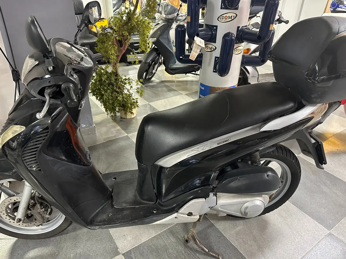 Honda SH 150 Nero - 2