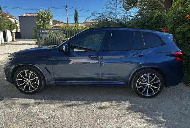 BMW X3 view 2