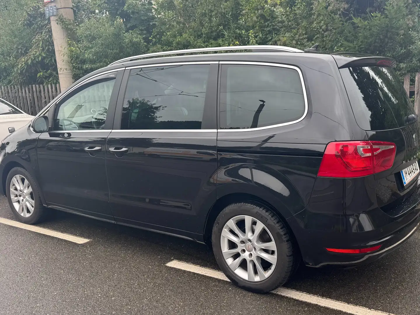 SEAT Alhambra Alhambra Style 2,0 TDI CR DPF DSGStyle Schwarz - 2