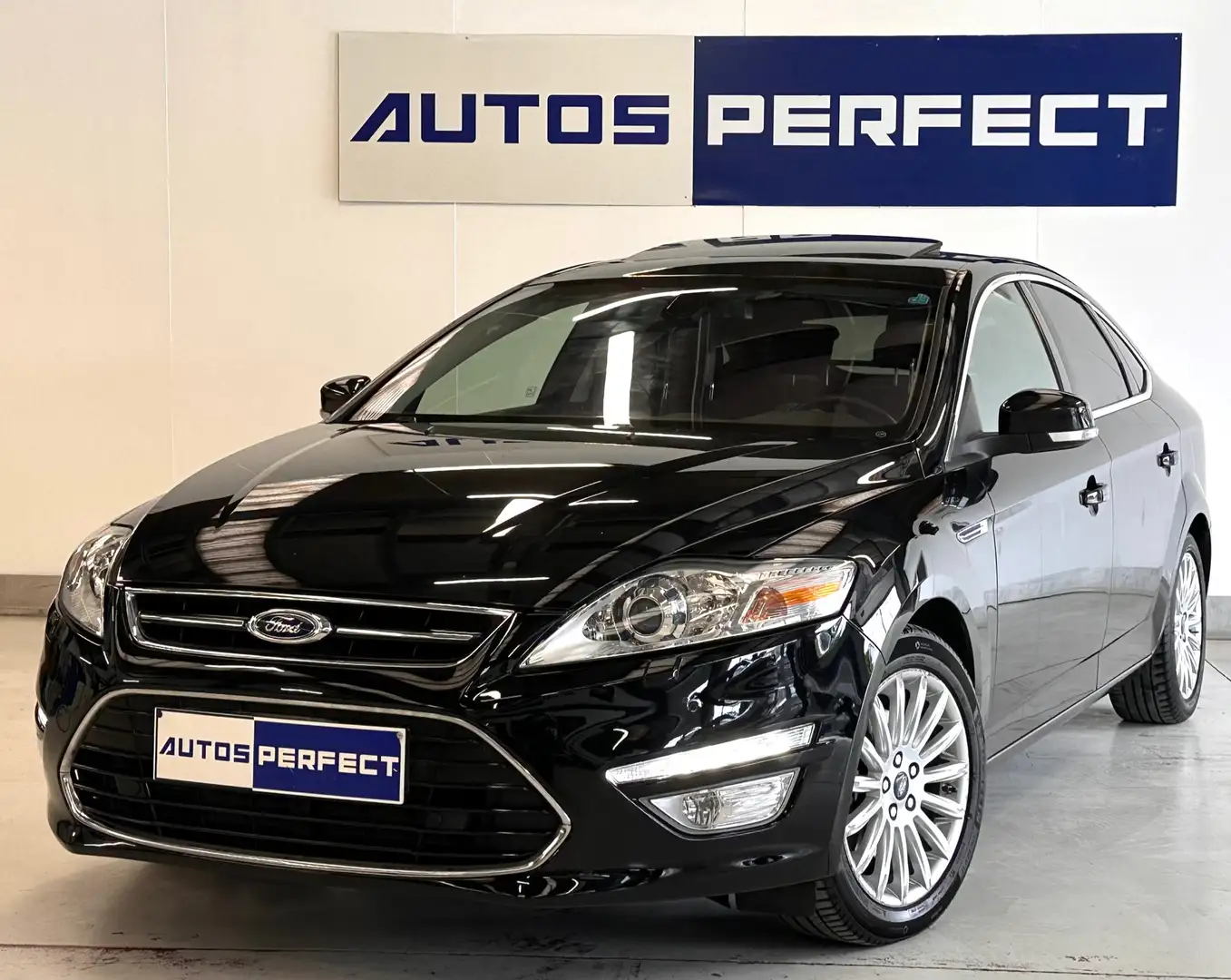 Ford Mondeo 2.0 TDCi Titanium TOIT OUV NAVI CAMERA XENON Fekete - 1