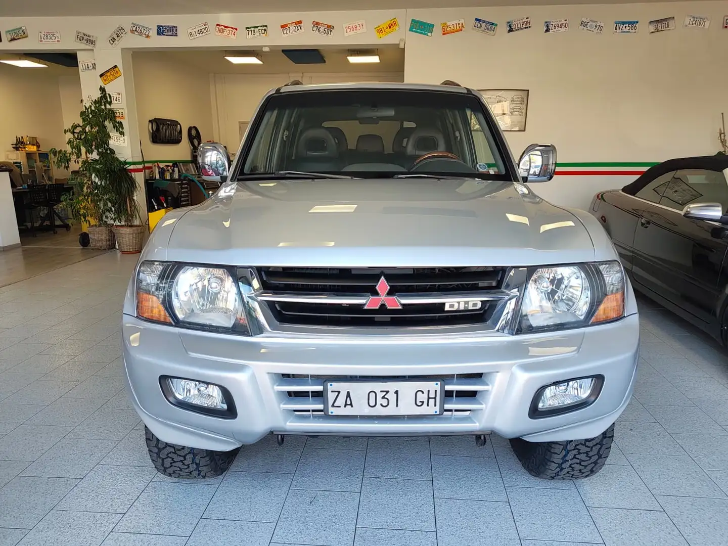 Mitsubishi Pajero 3.2 DI-D AUTOMATICA *83000KM* Argent - 2