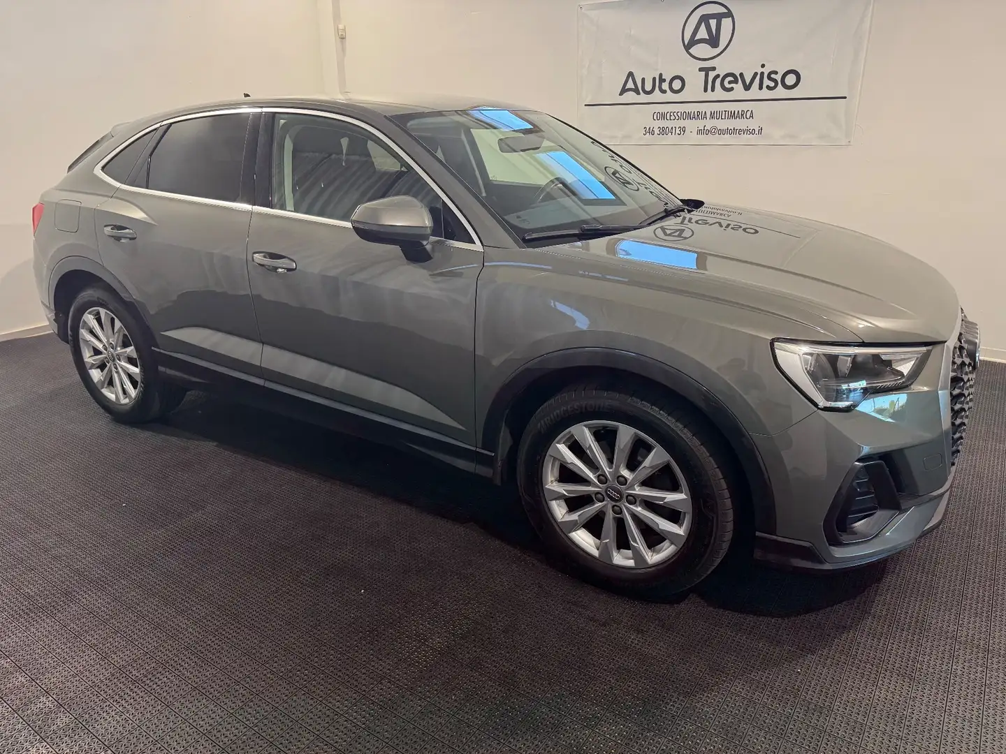 Audi Q3 Q3 SPB 35 TDI S tronic Business Plus Gris - 2