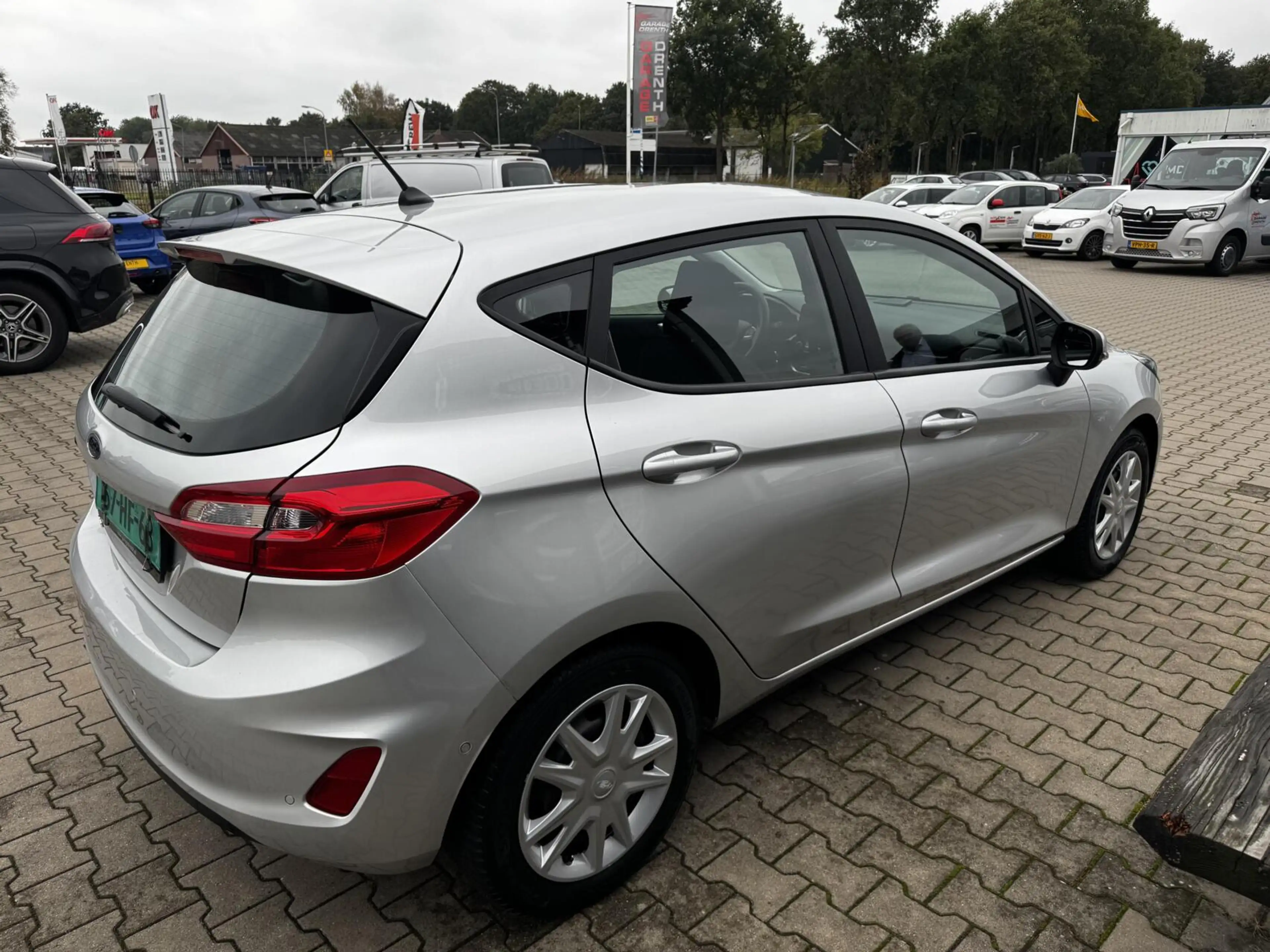 Ford Fiesta 1.0 EcoBoost Connected 5d — photo 2