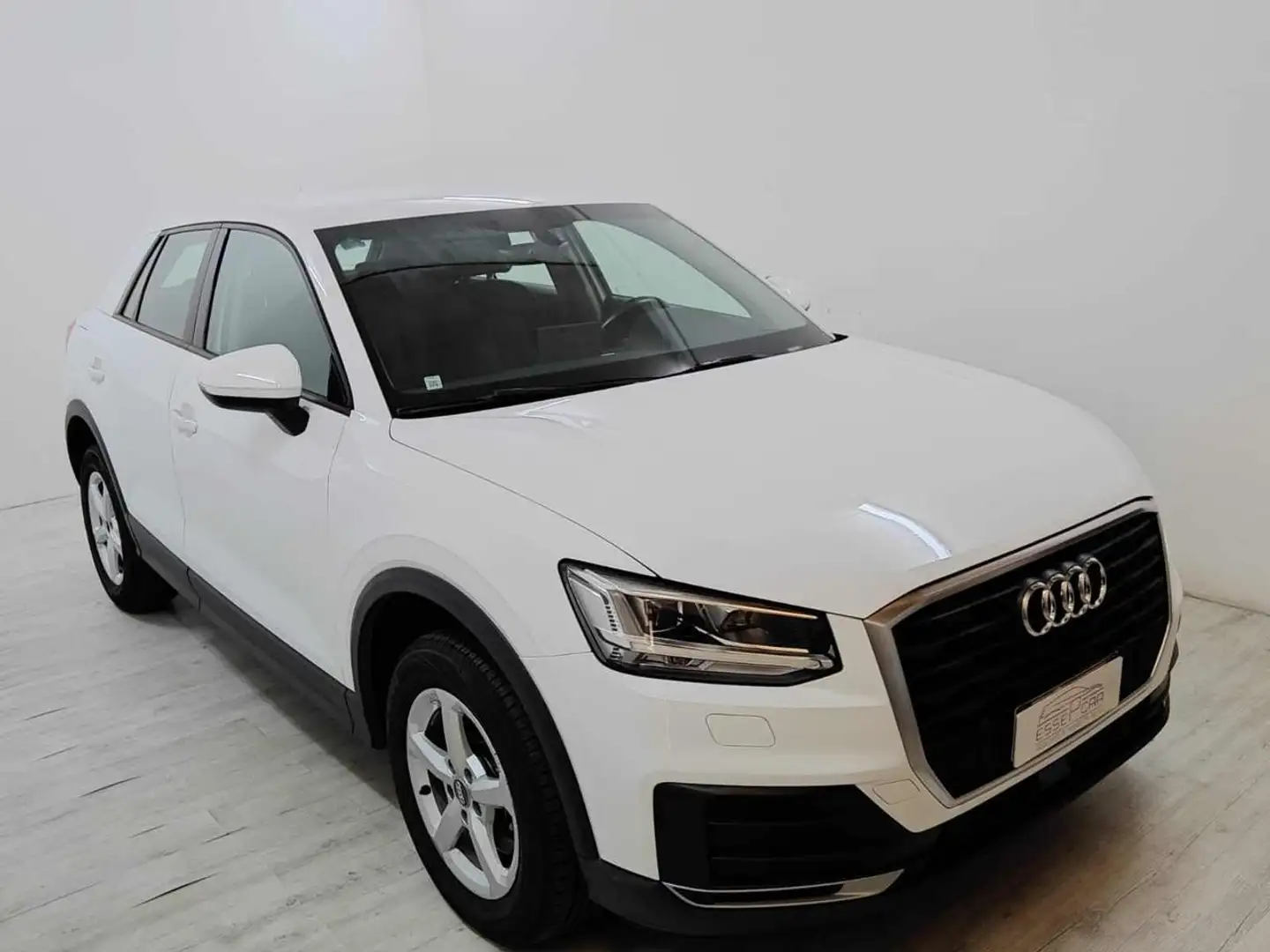 Audi Q2 1.6 TDI S tronic Business Bianco - 2