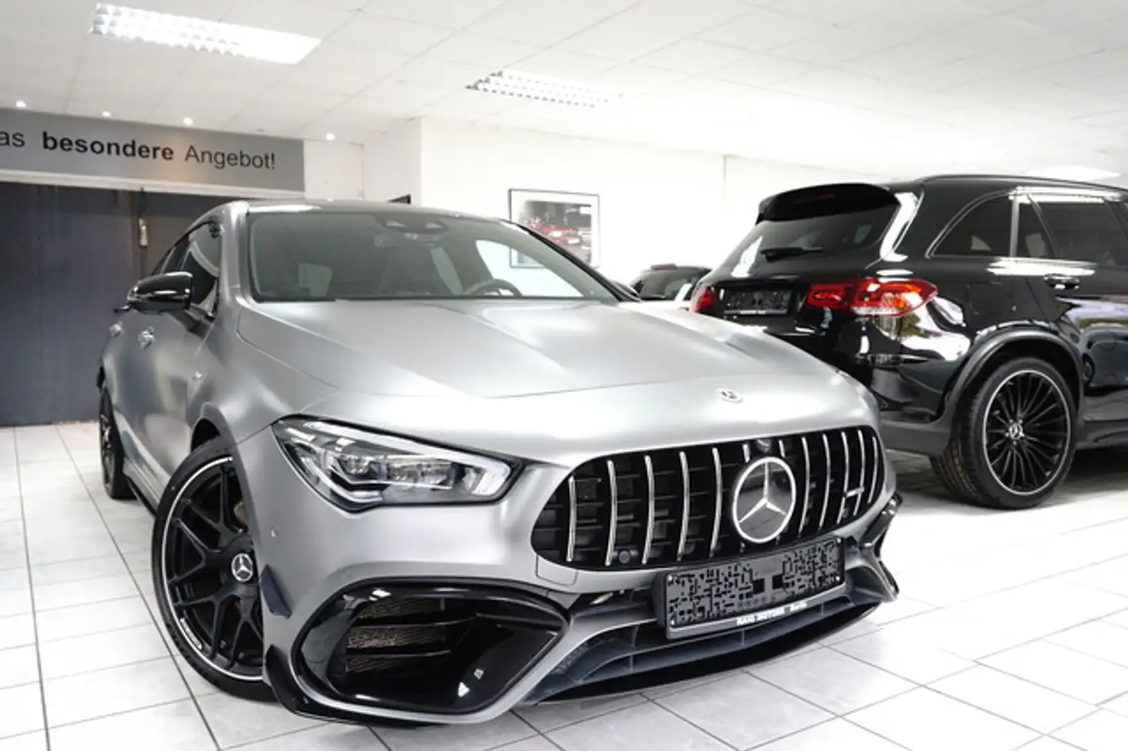Mercedes-Benz CLA 45 AMG Shooting Brake PERFORMANCE MBUX BRM Gris - 1