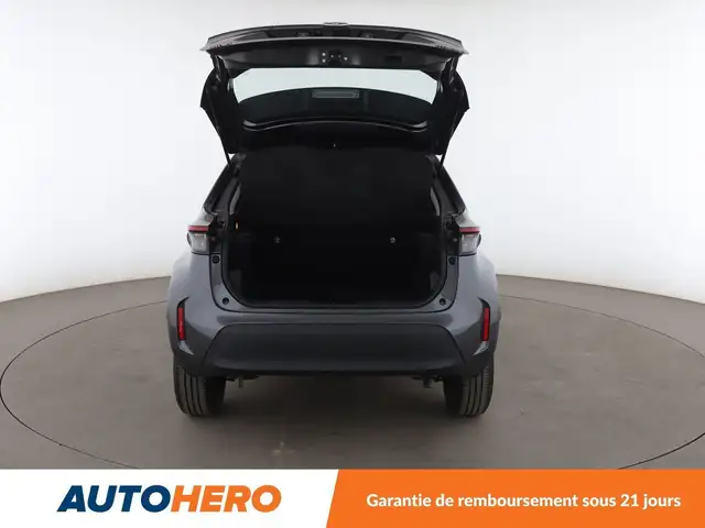 Toyota Yaris Cross view 16