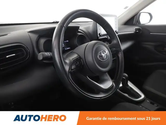 Toyota Yaris Cross view 11