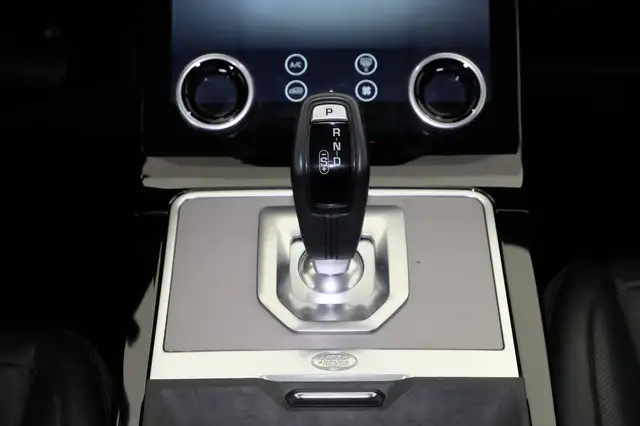 Land Rover Range Rover Evoque view 11