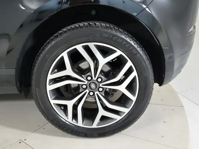Land Rover Range Rover Evoque view 9
