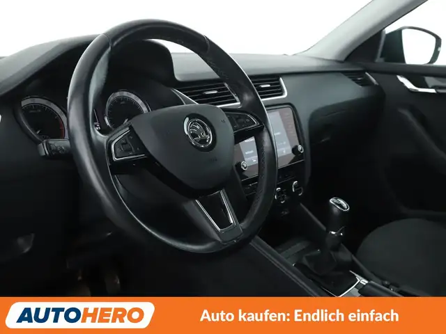 Skoda Octavia view 11