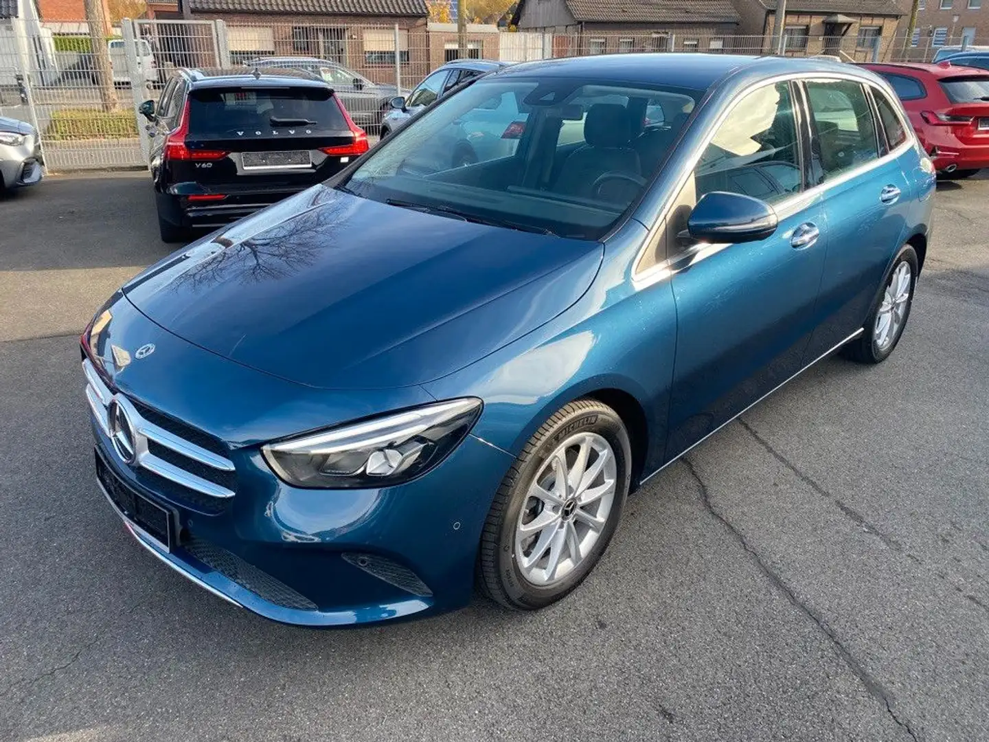 Mercedes-Benz B 250 Progressive. Standheiz/Burmester/Kamera Blau - 1