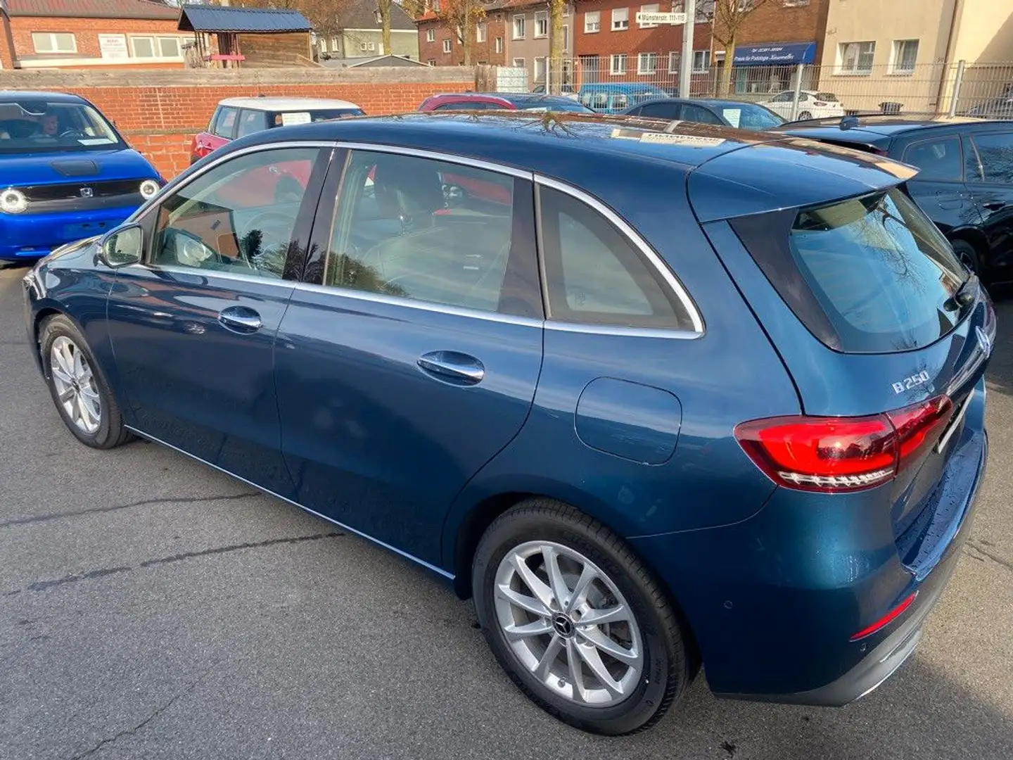 Mercedes-Benz B 250 Progressive. Standheiz/Burmester/Kamera Blau - 2