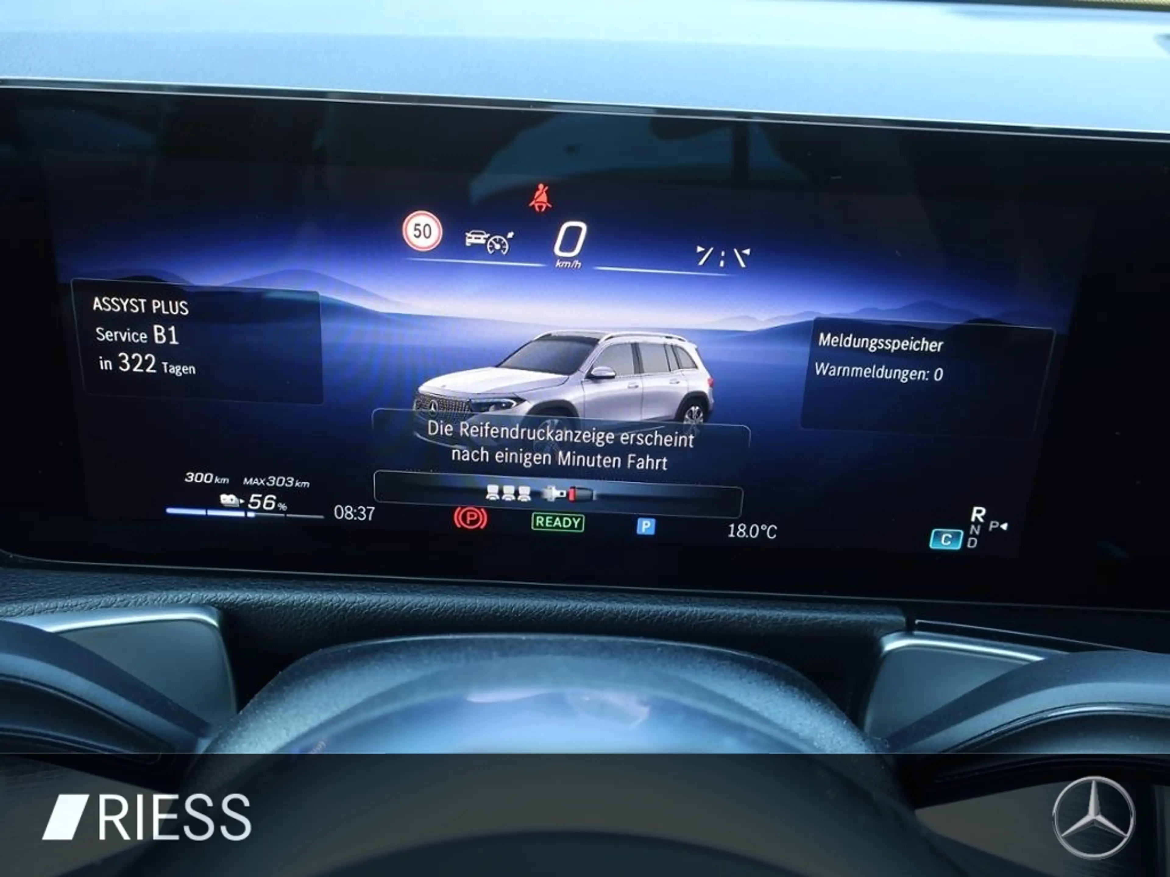 Mercedes-Benz EQB 250 + Progressive DISTRONIC WINTER LED — photo 15