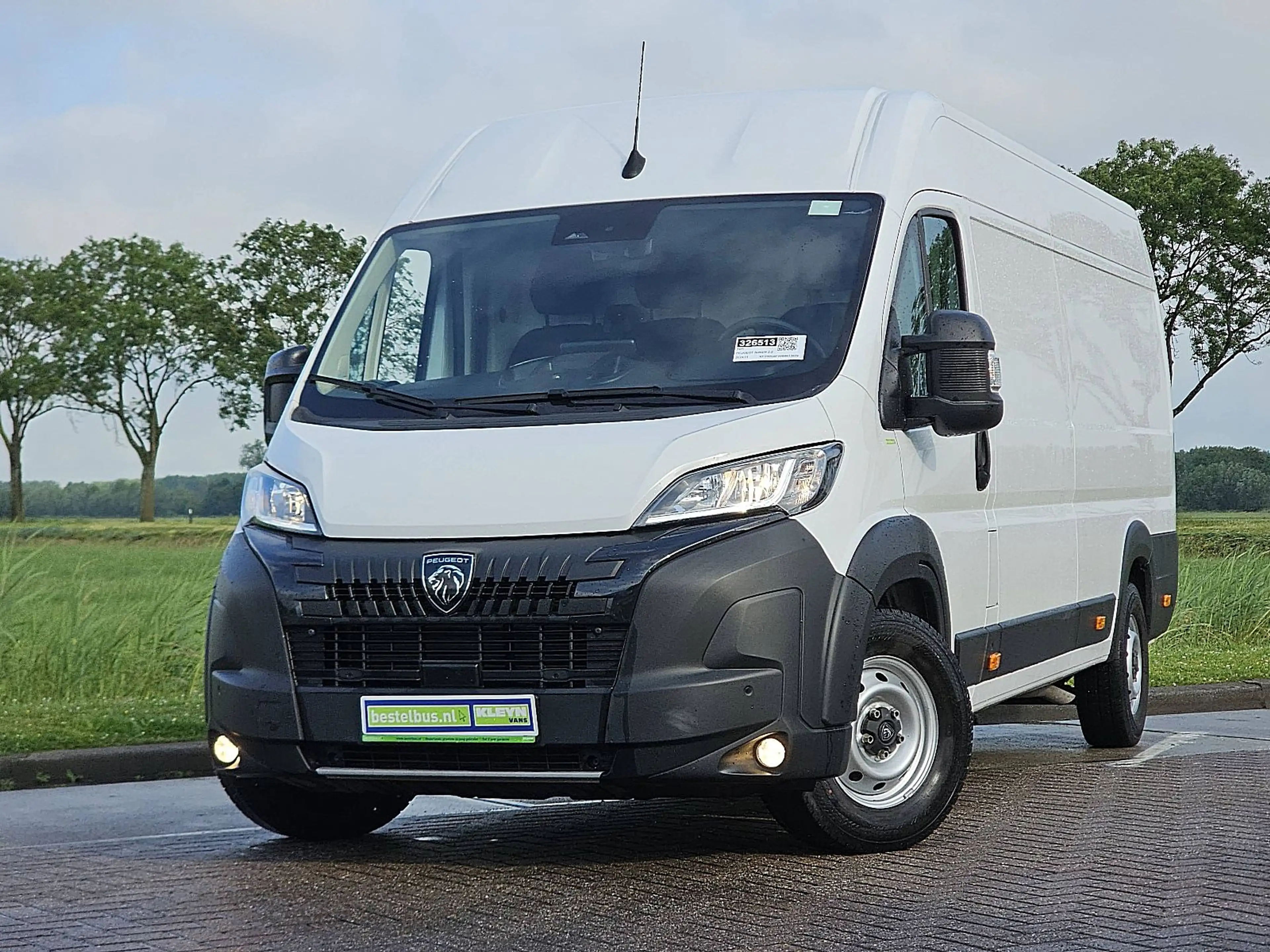 Peugeot Boxer 2.2 BlueHDi 180 S&S L4H2 3.5t Zwaar L4H2 Maxi Navi — photo 2