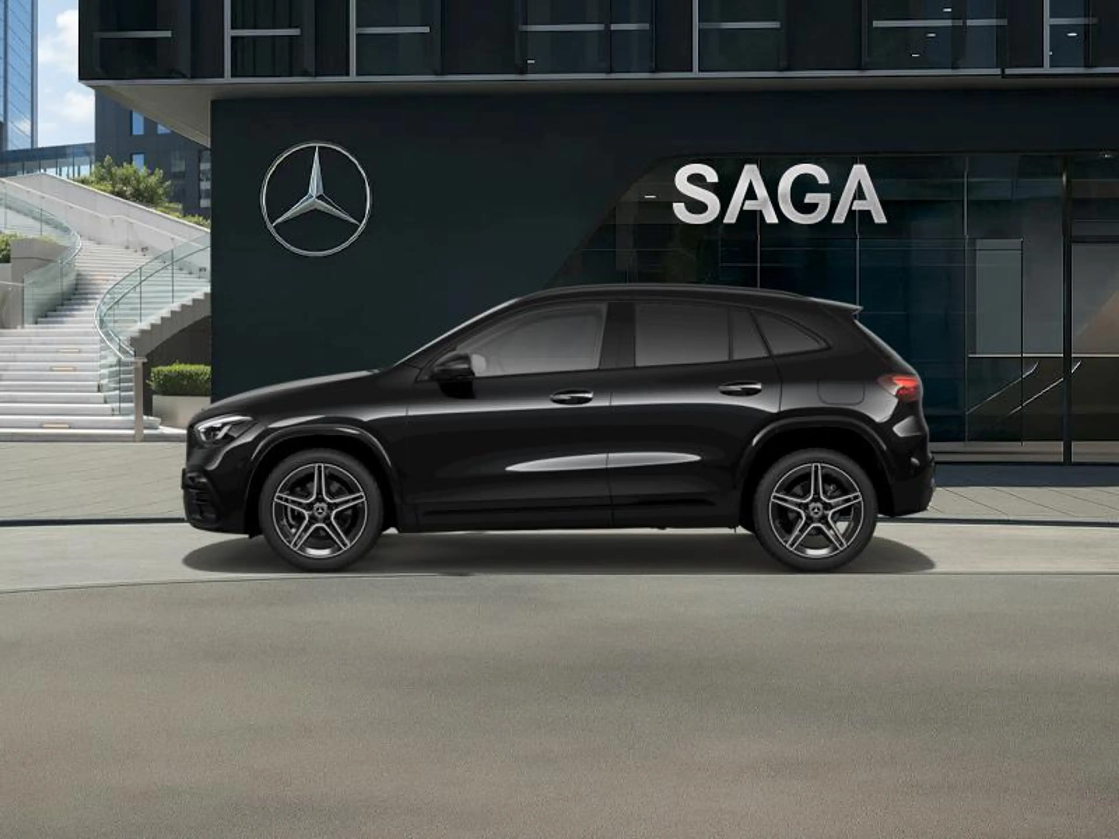 Mercedes-Benz GLA 180 — photo 6