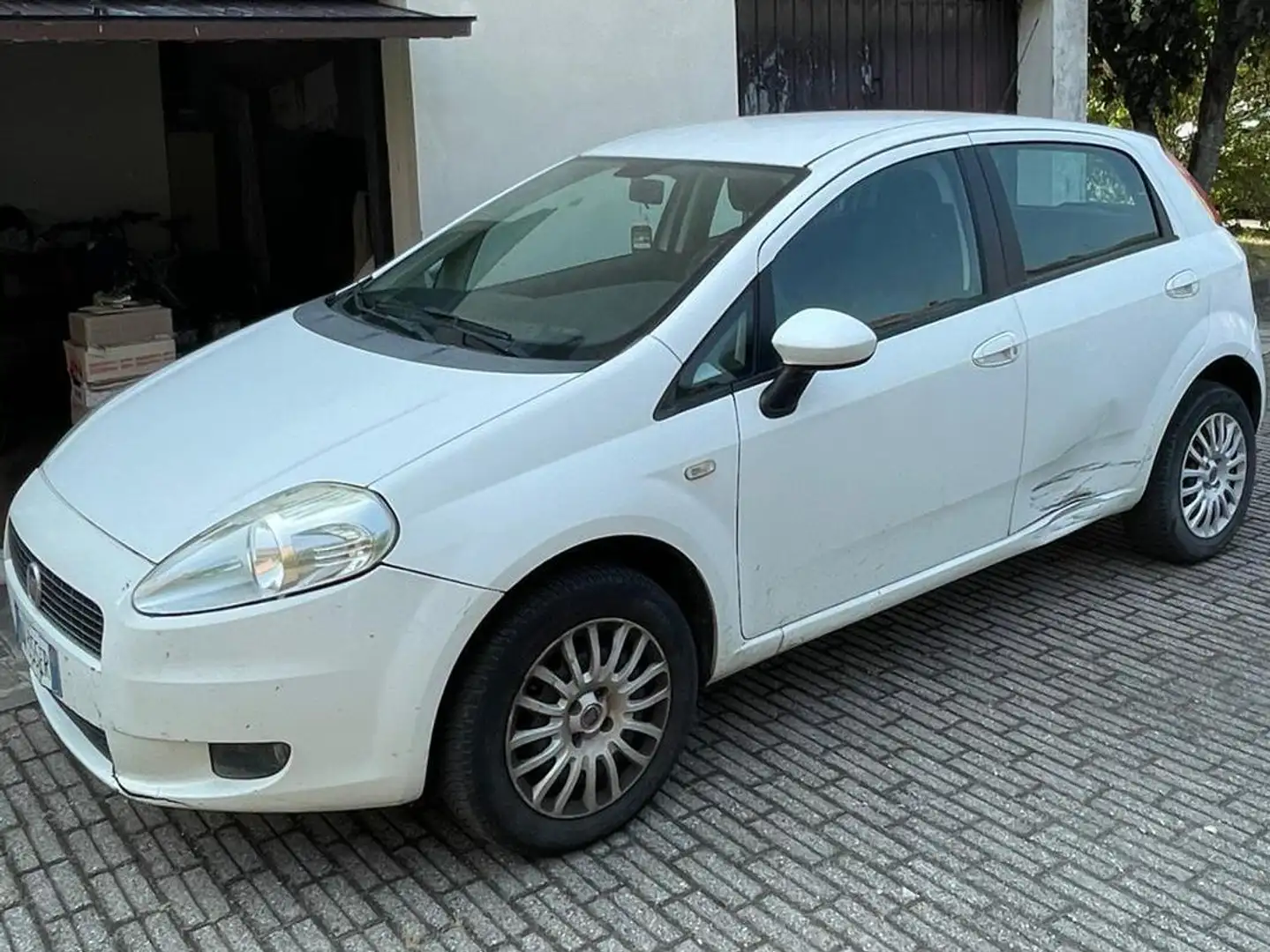Fiat Grande Punto 1.4 5P Dynamic Natural Power Bianco - 1
