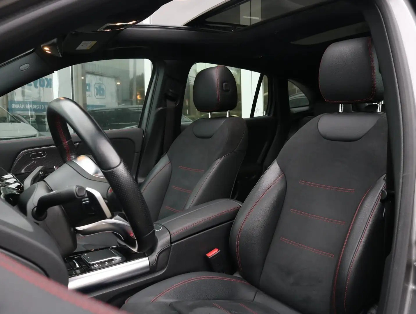 Mercedes-Benz GLA 250 e Business solution AMG | Trekhaak Gris - 2