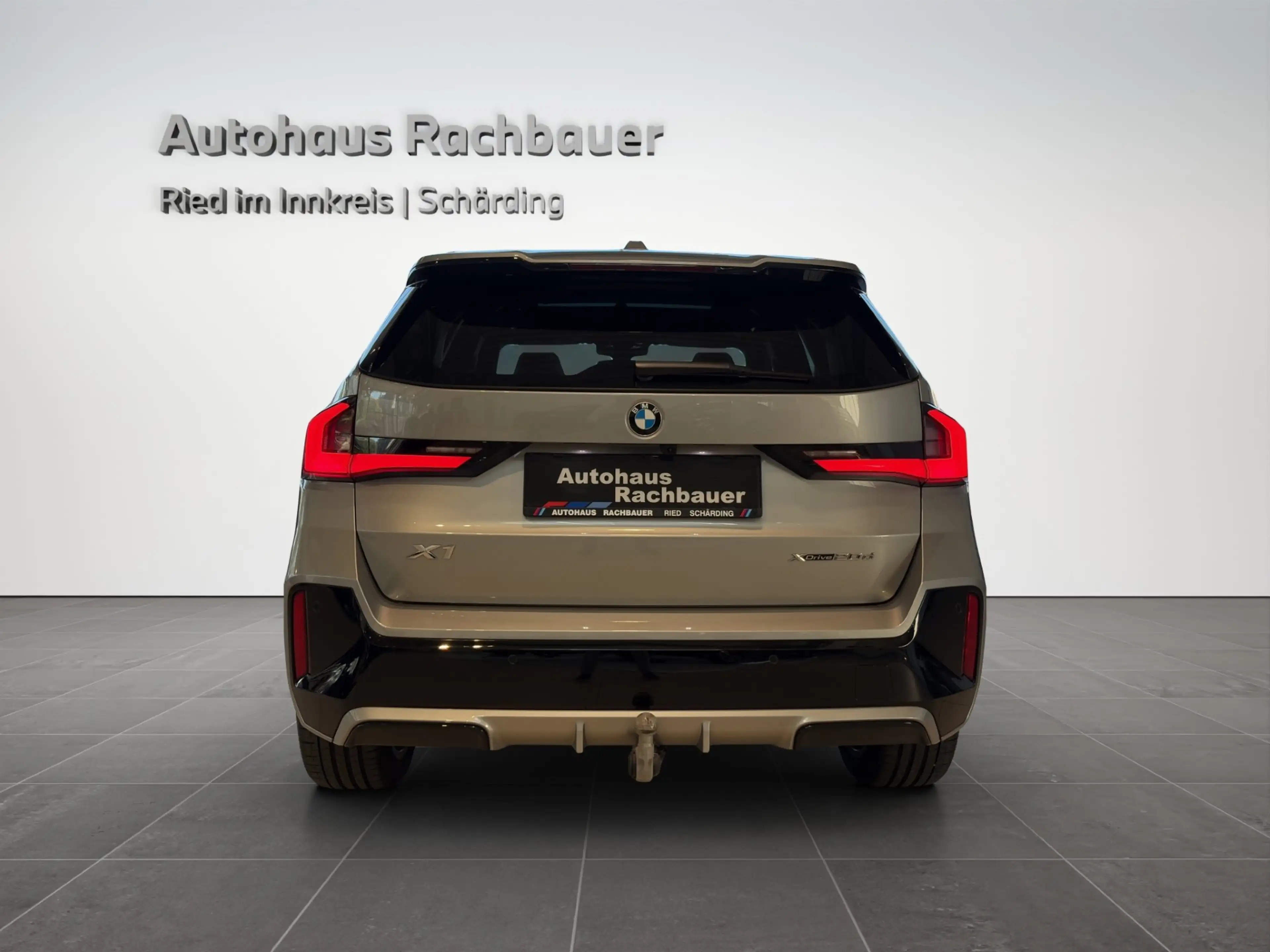 BMW X1 xDrive20d — photo 6