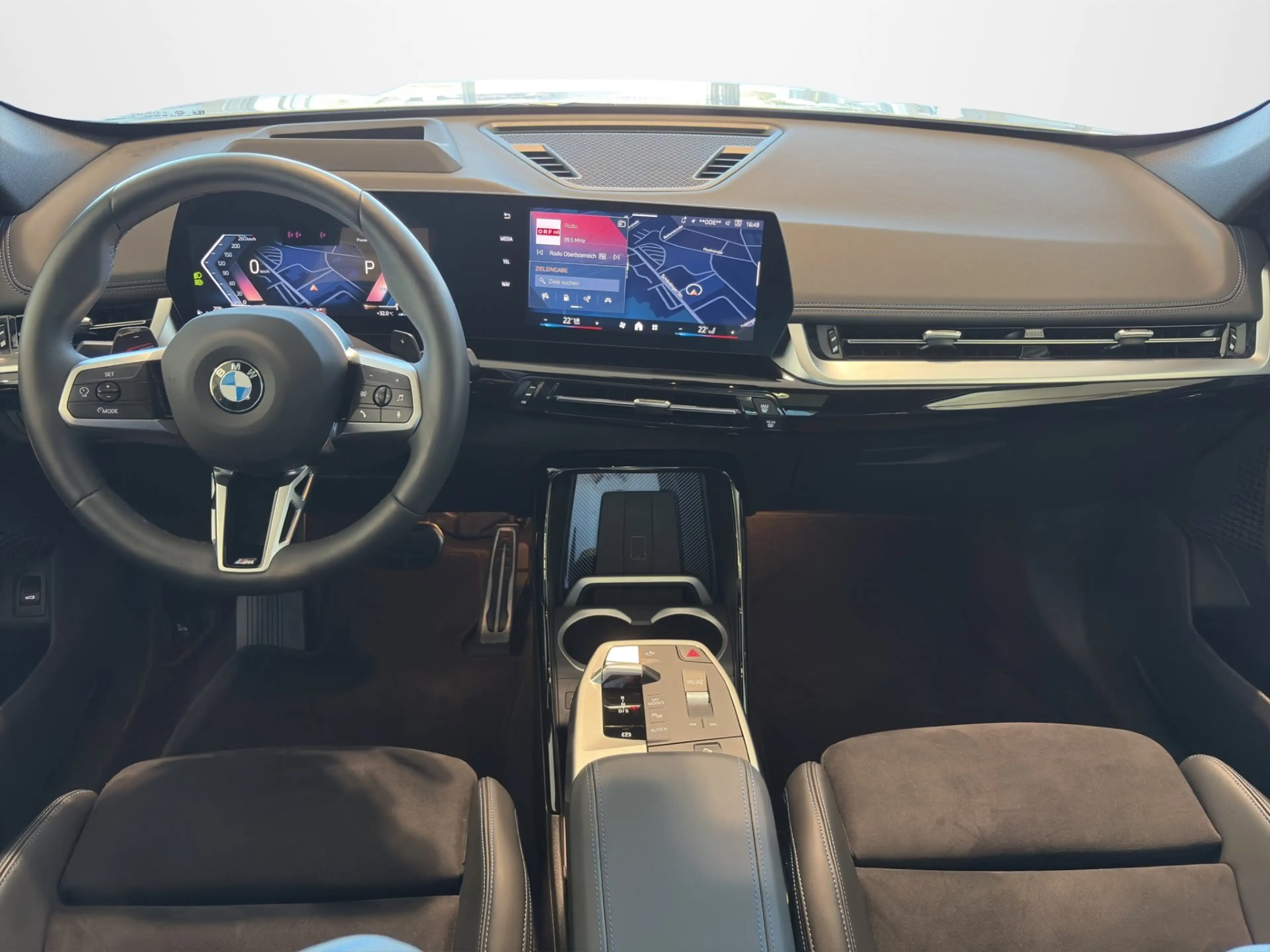 BMW X1 xDrive20d — photo 11