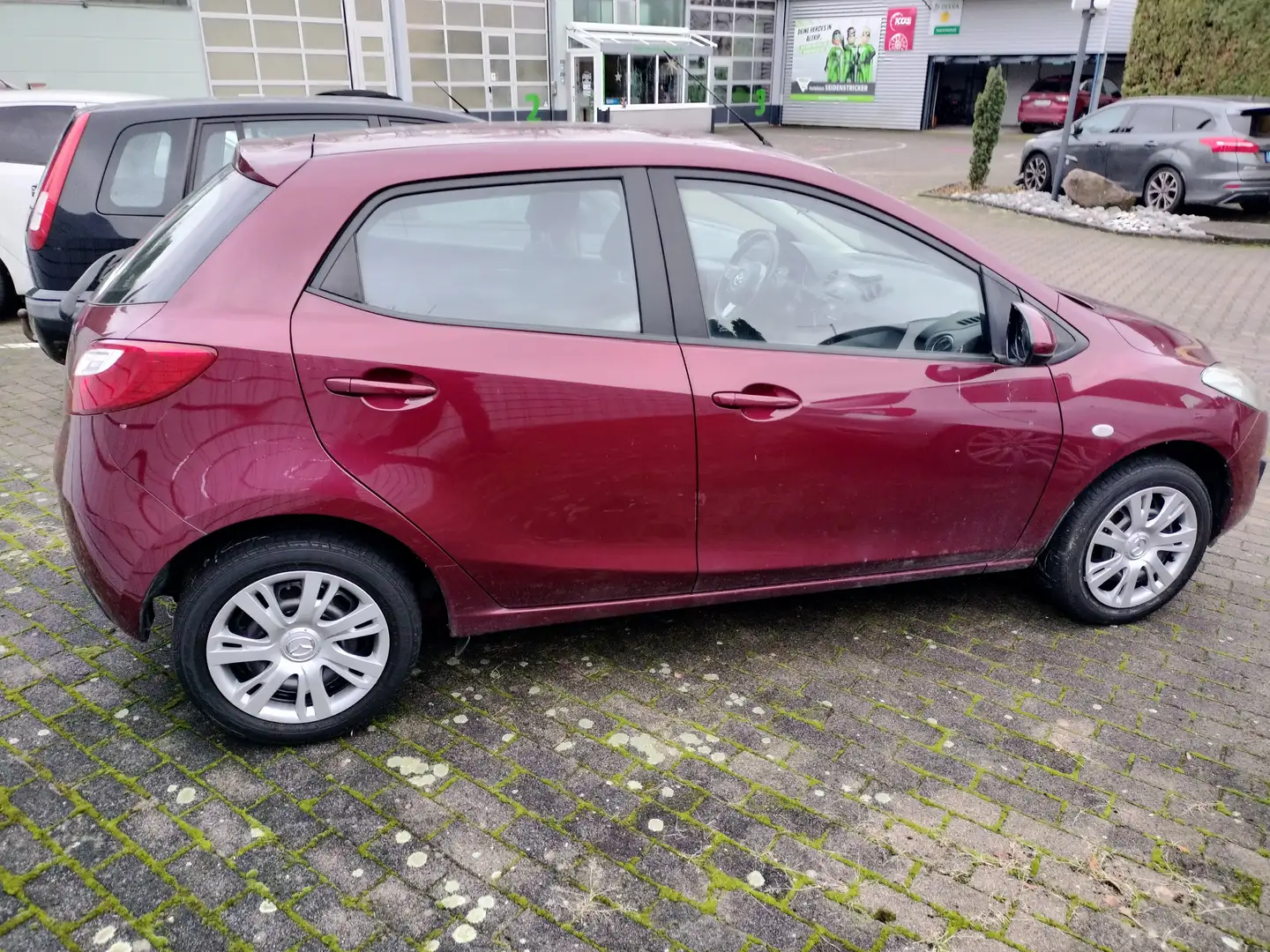 Mazda 2 2 Diesel  5-Türer 1.6 MZ-CD Center-Line Roşu - 2