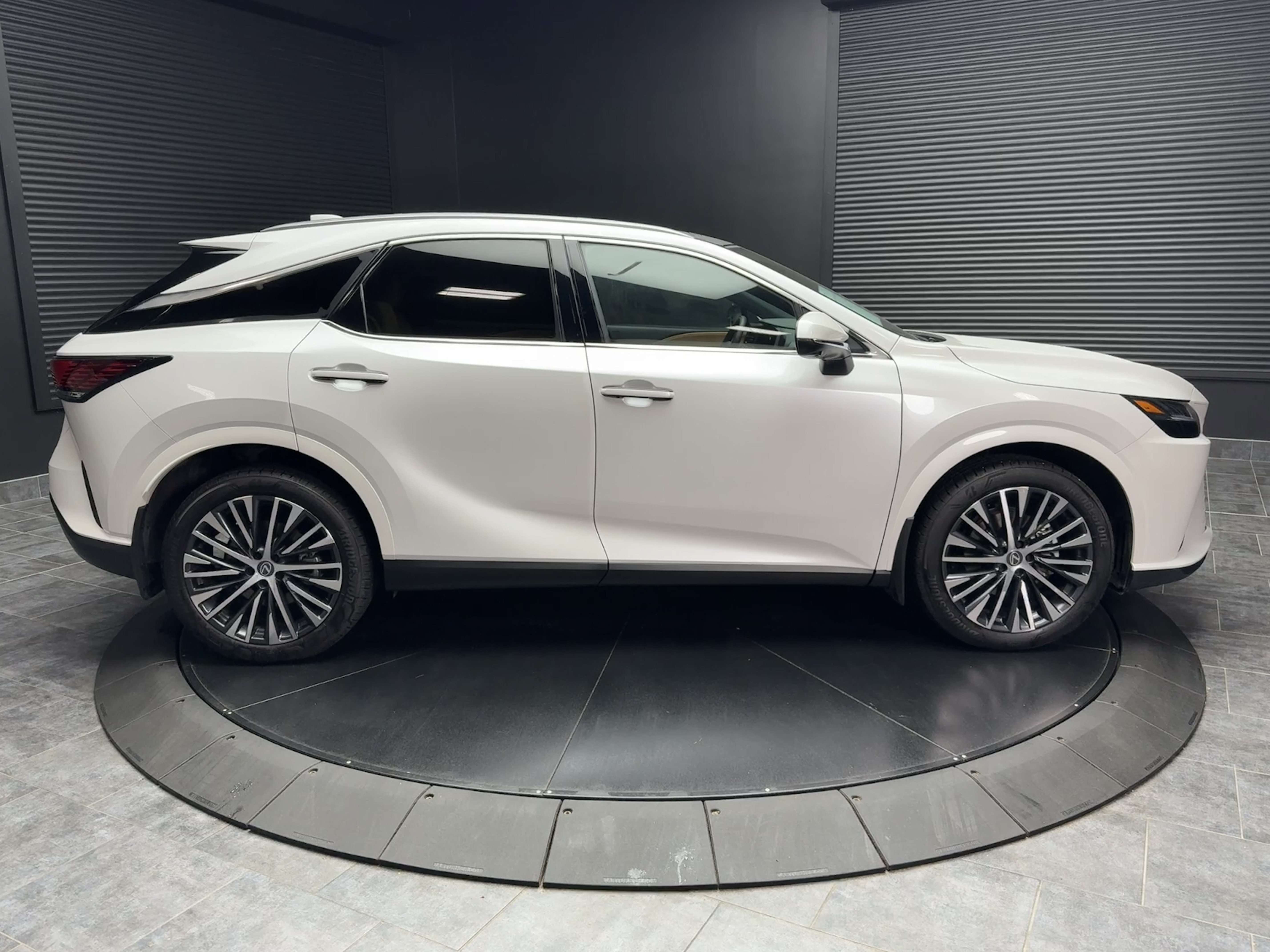 2026 Lexus RX 350  ULTRA LUXURY — снимка 2