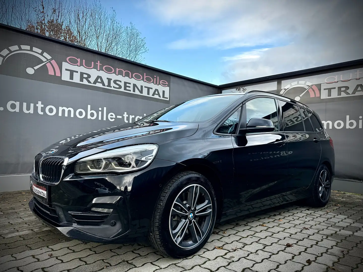 BMW 218 d Sport Line/LED-Scheinwerfer/HeadUp/AHV! Schwarz - 1