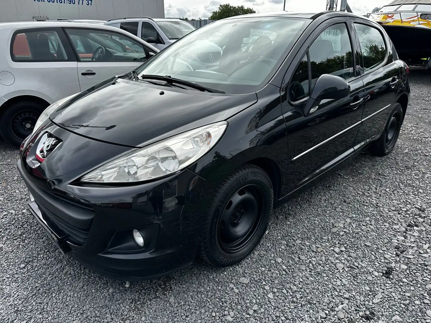 Peugeot 207 Tendance Negro - 1