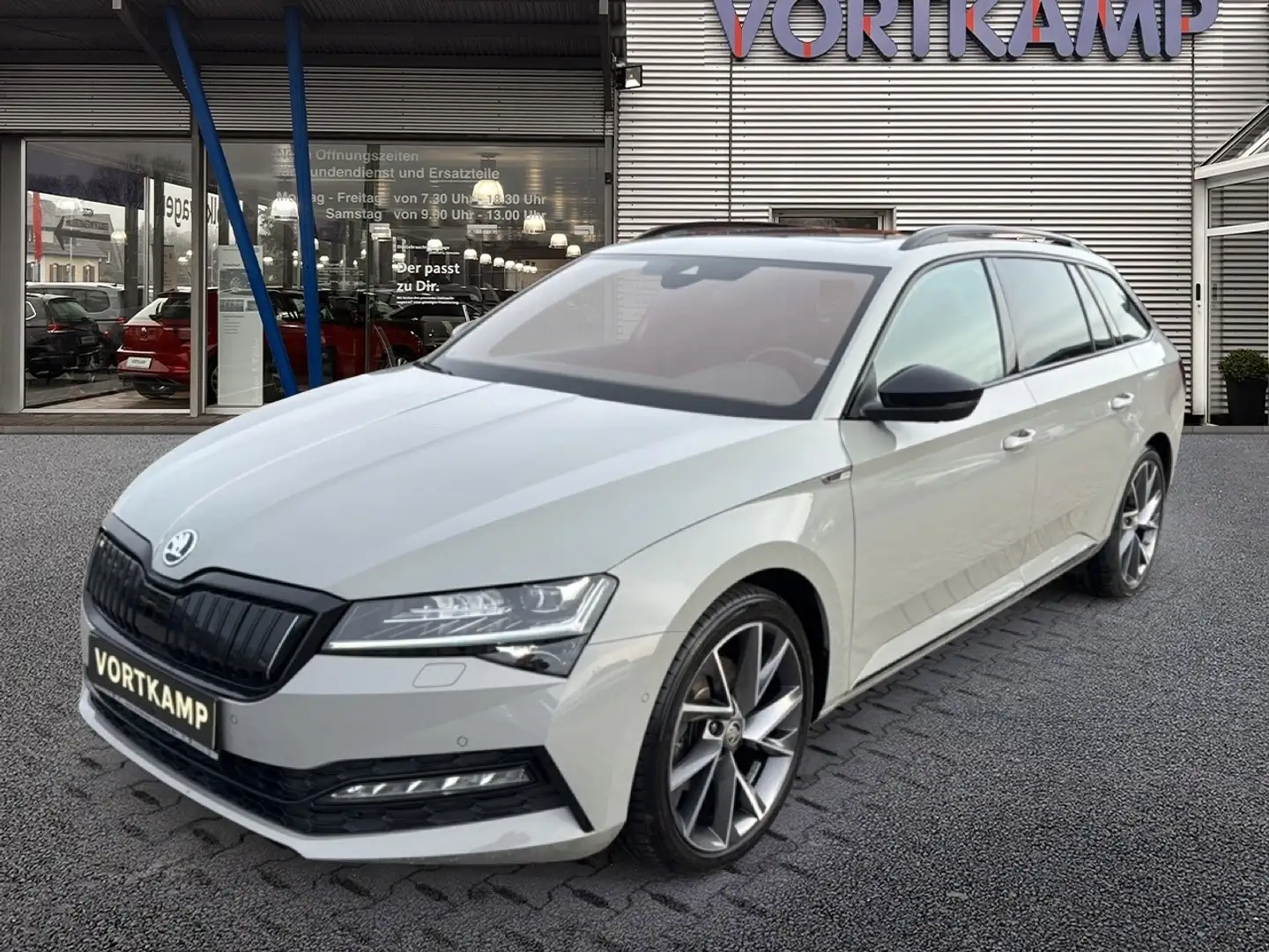 Skoda Superb Sportline iV Pano/AHK/CANTON Grau - 2