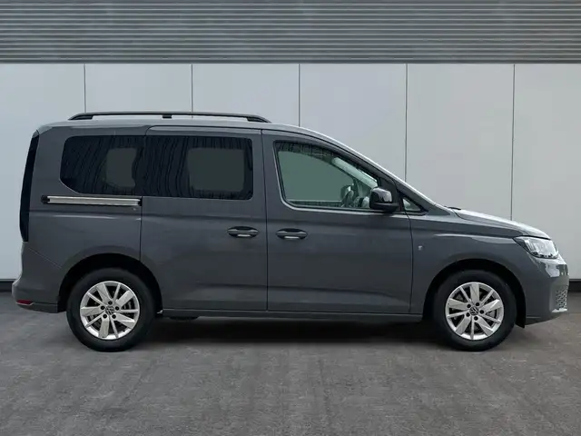 Volkswagen Caddy Life view 5
