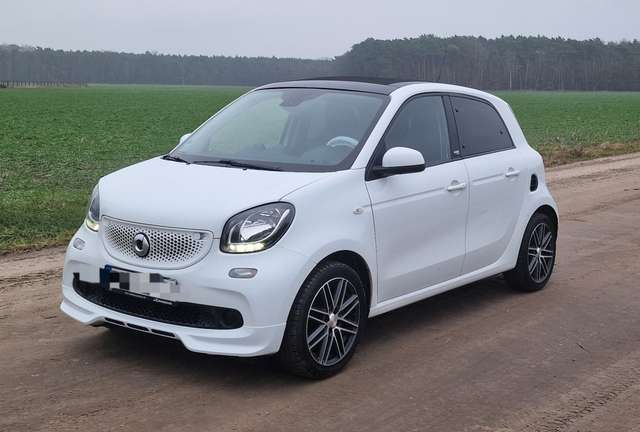 Imagine smart forFour Brabus Ausstattung Faltdach 1. Hand TÜV Neu
