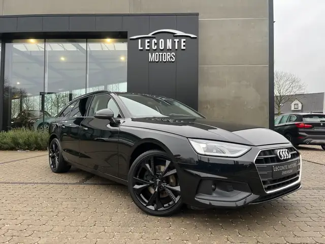 Audi A4 A4 Avant 30 TDI S tronic Navigatie/Trekhaak/Cruise