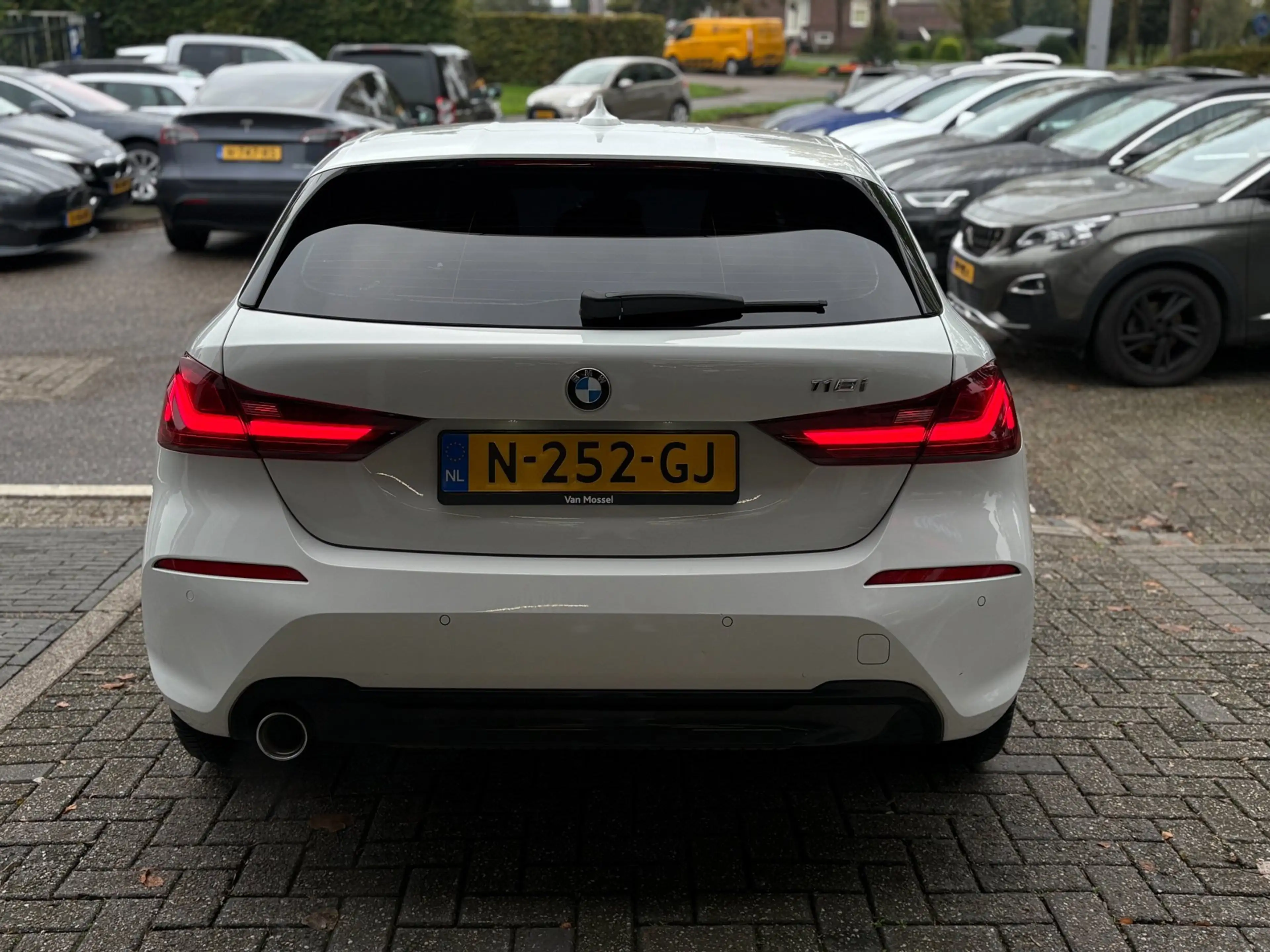 BMW 118 1-serie 118i High Executive PANO-DAK NIEUW MODEL! — photo 7