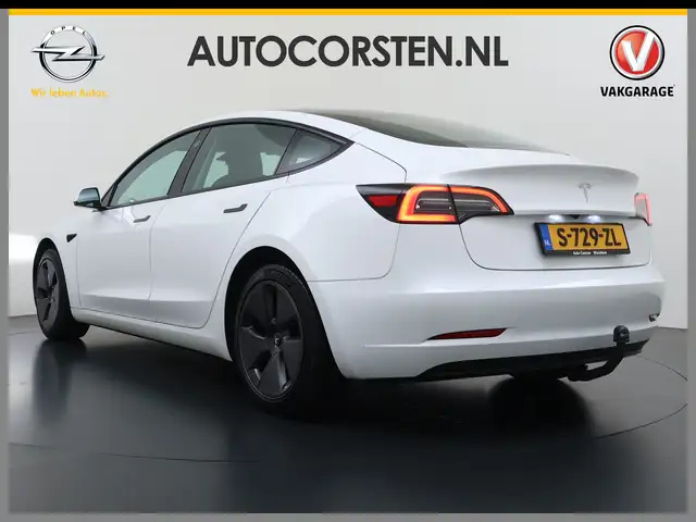 Tesla Model 3 view 2
